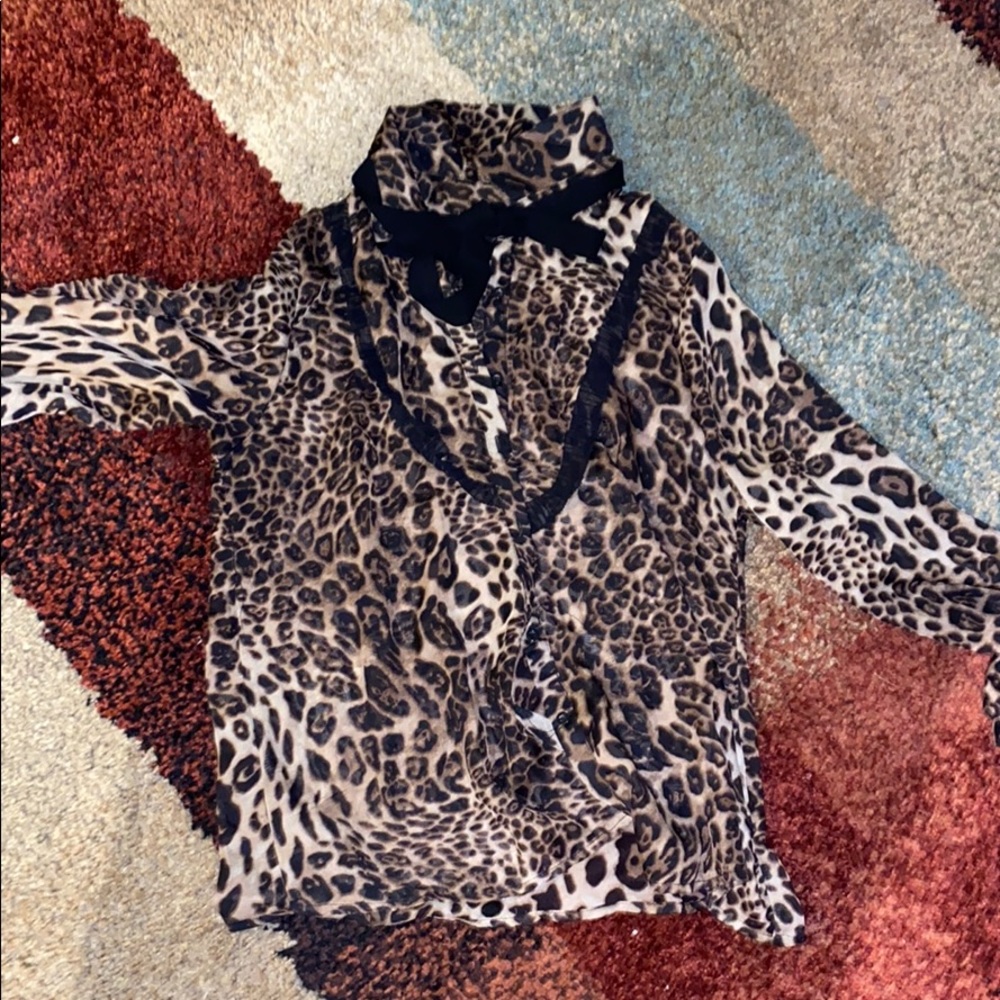 Button Up Collared Cheetah - image 1